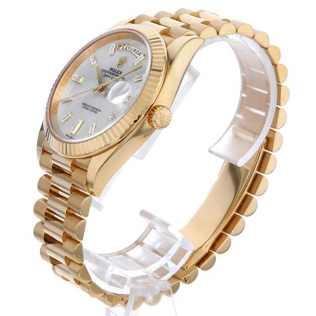 DAY-DATE228238 17